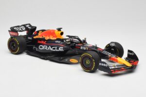 Oracle Red Bull Racing RB18 #1 M. Verstappen Winner Italian GP 2022 Minichamps 1:18 110221601 Métal — image 4 sur 7