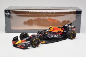Oracle Red Bull Racing RB18 #11 S. Perez Saudi Arabian GP 2022 Minichamps 1:18 110220011 Métal — image 7 sur 7