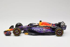 Oracle Red Bull Racing RB19 #33 M. Verstappen Las Vegas GP Winner 2023 Minichamps 1:18 110232201 Résine — image 3 sur 7