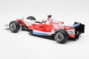 Toyota TF106 Panasonic Toyota Racing J. Trulli F1 Presentation 2006 Minichamps 1:18 AM59554H Métal — image 5 sur 6
