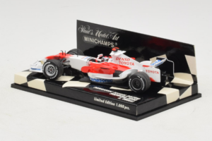 Toyota TF108 #9 J. Trulli Panasonic Toyota Racing Showcar F1 2008 Minichamps 1:43 400080081 Métal — image 3 sur 5
