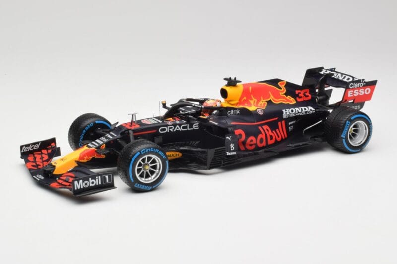 Red Bull Racing Honda RB16B #33 M. Verstappen Turkish GP 2nd Place 2021 Minichamps 1:18 110211633 Métal