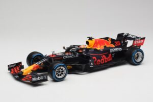 Red Bull Racing Honda RB16B #33 M. Verstappen Belgian GP Winner 2021 Minichamps 1:18 110211333 Résine