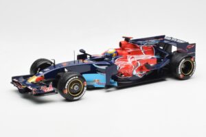 Red Bull Racing RB6 #6 M. Webber F1 Showcar 2010 Minichamps 1:18 150100076 Métal