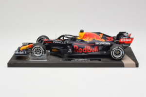 Red Bull Racing RB16B #33 M. Verstappen Monaco GP Winner 2021 Minichamps 1:18 113210533-R1 Résine