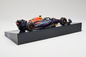 Oracle Red Bull Racing RB19 #33 M. Verstappen Miami GP 2023 Case Edition Minichamps 1:18 113233501 Résine — image 3 sur 7