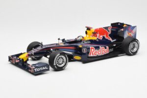 Red Bull Racing Renault RB5 #5 S. Vettel Showcar 2010 Minichamps 1:18 153100175 Métal