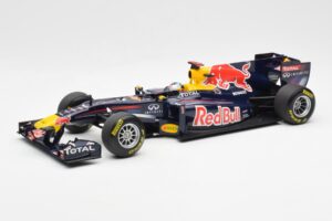 Red Bull Racing Renault RB6 #5 S. Vettel F1 World Champion 2010 Minichamps 1:18 110100005 Métal