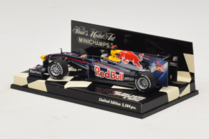 Red Bull Racing RB6 S. Vettel F1 Showcar 2010 Minichamps 1:43 400100075 Métal — image 3 sur 5