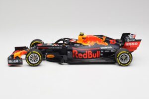 Red Bull RB15 #10 P. Gasly F1 2019 Minichamps 1:18 110190010 Métal — image 3 sur 7