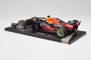 Red Bull RB16B #33 M. Verstappen France GP Winner 2021 Minichamps 1:18 113210833 Métal — image 5 sur 7