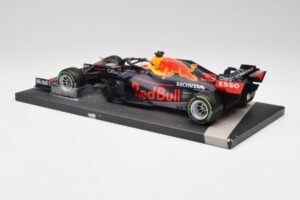 Red Bull RB16B #33 M. Verstappen Emilia Romagna GP Winner 2021 Minichamps 1:18 113210233T Métal — image 5 sur 6