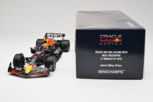 Red Bull RB18 #1 M. Verstappen Monaco GP 3rd Wet 2022 Minichamps 1:18 110220701 Métal — image 7 sur 7