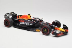 Red Bull RB19 #1 M. Verstappen Qatar Sprint Race 2nd WC 2023 Minichamps 1:18 110231801 Métal — image 4 sur 6