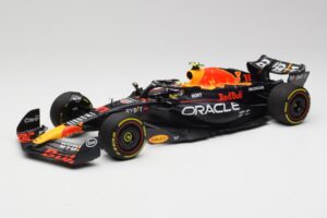 Red Bull RB19 #11 S. Perez Italian GP 2nd 2023 Minichamps 1:18 110231511 Métal