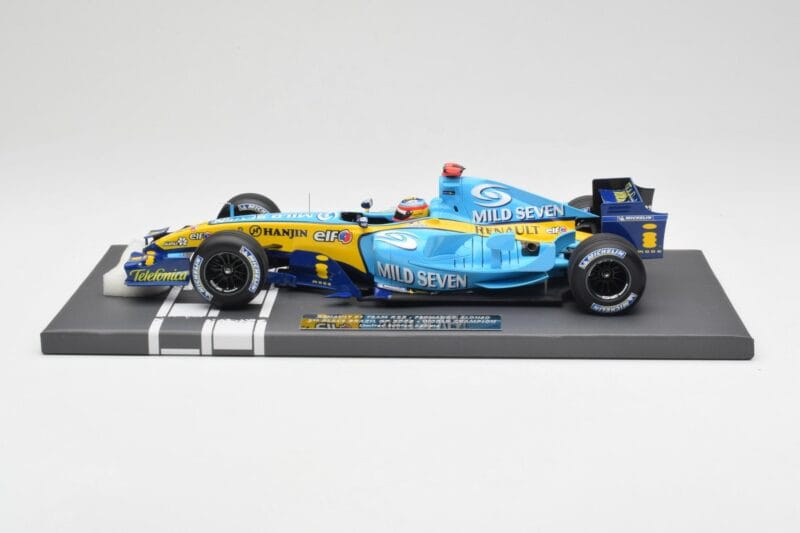 Renault F1 Team R25 #5 F. Alonso 3rd Place Brazil GP 2005 World Champion Minichamps 1:18 117051705 Métal