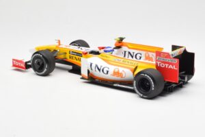 Renault F1 Team R29 #10 R. Grosjean F1 2009 Minichamps 1:18 150090108 Métal — image 5 sur 6