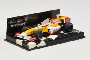 Renault R29 #8 N. Piquet Jr. F1 2009 Minichamps 1:43 400090008 Métal — image 2 sur 5