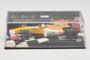 Renault R29 #8 N. Piquet Jr. F1 2009 Minichamps 1:43 400090008 Métal — image 4 sur 5