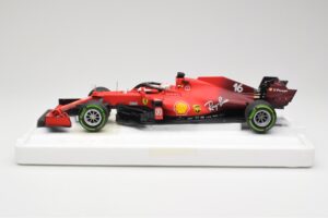 Scuderia Ferrari SF21 #16 C. Leclerc Emilia Romagna GP 2021 BBR 1:18 BBR211816 Métal — image 3 sur 7