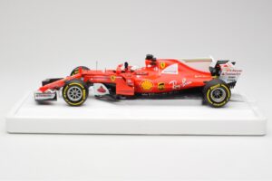 Scuderia Ferrari SF70H #5 S. Vettel Winner Australian GP 2017 End of Race BBR 1:18 BBR181705-E Métal — image 3 sur 7