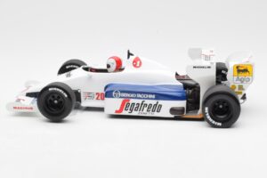 Toleman Hart TH184 #20 J. Ceccotto French GP 1984 Minichamps 1:18 100840020 Métal — image 3 sur 6