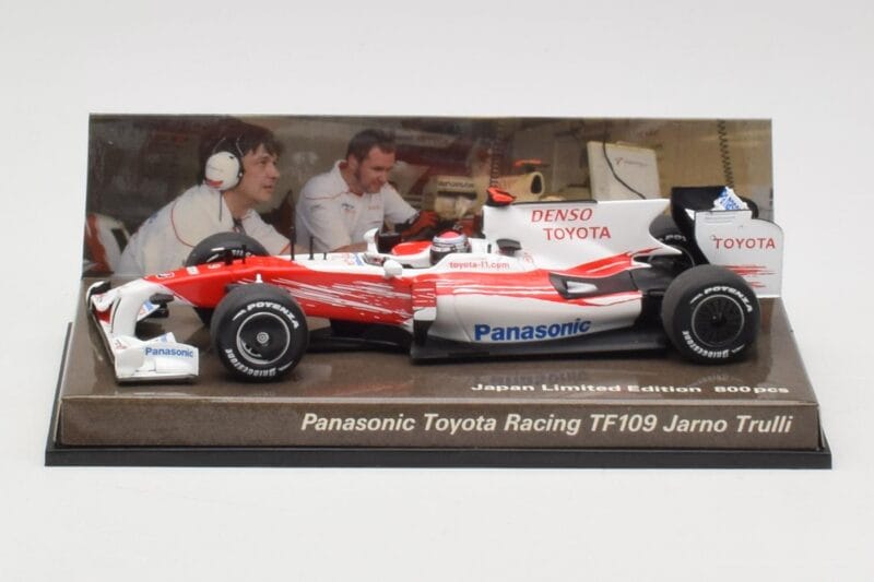 Toyota TF109 Panasonic Toyota Racing #9 J. Trulli F1 2009 Minichamps 1:43 AM62130 Métal
