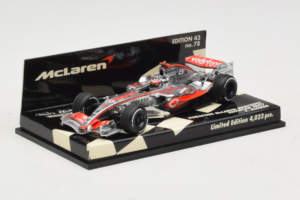 McLaren MP4-22 Mercedes #1 F. Alonso Vodafone McLaren Showcar F1 2007 Minichamps 1:43 530074371 Métal — image 2 sur 5