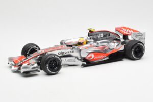 McLaren MP4-22 Mercedes #2 L. Hamilton 2007 Dealer Edition Minichamps 1:18 530071802 Métal