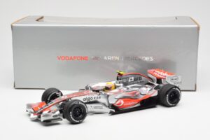 McLaren MP4-22 Mercedes #2 L. Hamilton 2007 Dealer Edition Minichamps 1:18 530071802 Métal — image 6 sur 6