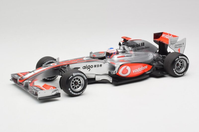 McLaren MP4-25 Vodafone #1 J. Button F1 2010 Minichamps 1:18 530101871-R1 Métal