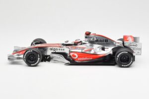 McLaren MP4-22 Mercedes #1 F. Alonso Presentation Valencia 2007 Minichamps 1:18 538071871 Métal — image 3 sur 6