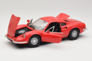 Ferrari Dino 246 GT Rouge Anson 1:18 303597 Métal — image 2 sur 8