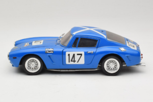 Ferrari 250 GT Berlinette #147 Bleu Jouef Evolution 1:18 3023 Métal — image 4 sur 8