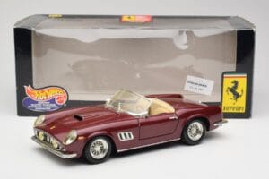 Ferrari 250 GT California Rouge Hot Wheels 1:18 3401158 Métal — image 8 sur 8