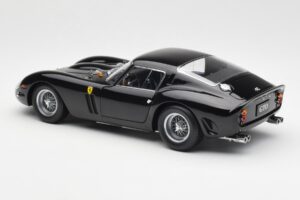 Ferrari 250 GTO Noir Kyosho 1:18 08431BK Métal — image 7 sur 8
