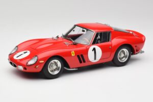 Ferrari 250 GTO #1 P. Rodriguez / W. Mairesse Paris 1000km 1962 CMC 1:18 M-254 Métal