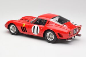 Ferrari 250 GTO #11 J. Surtees / M. Parkes Paris 1000km 1962 CMC 1:18 M-249 Métal — image 5 sur 6