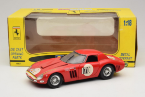 Ferrari 250 GTO #170 Rouge Jouef Evolution 1:18 48821 Métal — image 8 sur 8