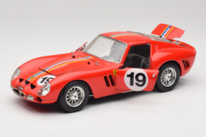 Ferrari 250 GTO #19 Rouge Rayures 1962 Bburago 1:18 3011-P3 Métal — image 2 sur 8