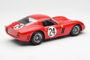 Ferrari 250 GTO #24 J. Blaton / G. Langlois 2nd 24 Hours of Le Mans 1963 Kyosho 1:18 08432C Métal — image 3 sur 8