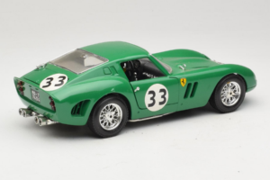 Ferrari 250 GTO #33 Vert Bburago 1:18 3011-G1 Métal — image 3 sur 8