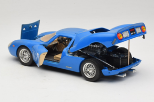 Ferrari 250 LM Bleu Bburago 1:18 3033-B1 Métal — image 5 sur 8
