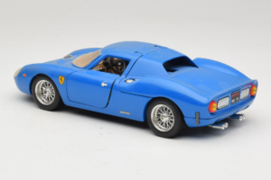 Ferrari 250 LM Bleu Bburago 1:18 3033-B1 Métal — image 7 sur 8