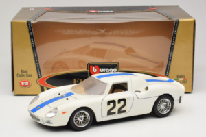 Ferrari 250 LM #22 Blanc 1965 Bburago 1:18 3333-W1 Métal — image 8 sur 8