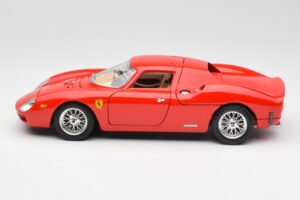 Ferrari 250 Le Mans Rouge Bburago 1:18 3033 Métal — image 4 sur 8