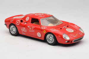 Ferrari 250 LM Rouge Blanc Essen Autographs Édition Limitée Bburago 1:18 3033-P4 Métal — image 6 sur 8