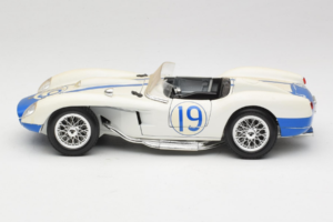 Ferrari 250 Testa Rossa #19 Blanc Replacement Box 1957 Bburago 1:18 3007-R5 Métal — image 4 sur 8