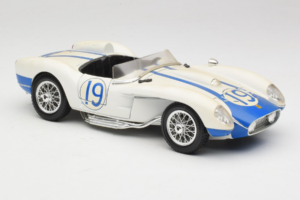 Ferrari 250 Testa Rossa #19 Blanc Replacement Box 1957 Bburago 1:18 3007-R5 Métal — image 6 sur 8