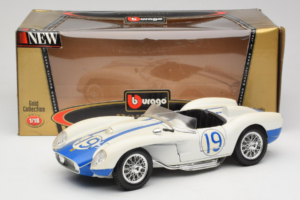 Ferrari 250 Testa Rossa #19 Blanc Replacement Box 1957 Bburago 1:18 3007-R5 Métal — image 8 sur 8